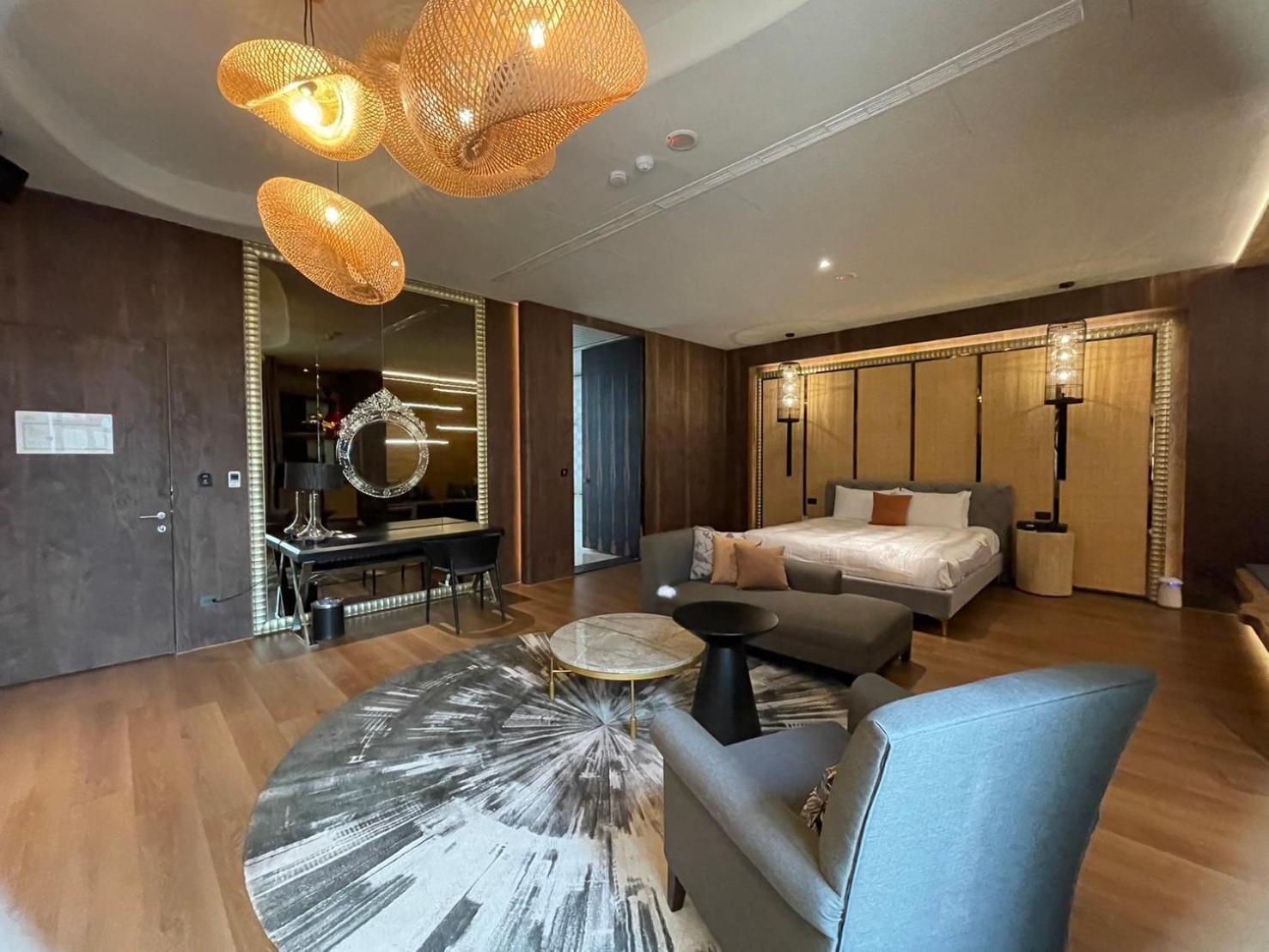 Mulan Motel Тайджун Екстериор снимка